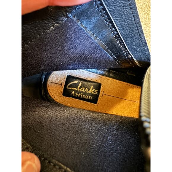 Clarks Black Leather Mika Beth Ankle Boots Minimal 11M Classic Versatile trendy - Picture 11 of 11